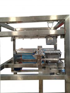 special machine เครื่องจักรงานอาหาร เครื่องจักรสแตนเลส สายพานสแตนเลส roller conveyor wire mesh belt modular belt , PU belt , เครื่องพลิกกระบะข้าว